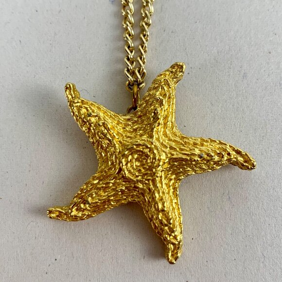 2 Set TRIFARI: Gold-Tone Starfish Pendant Necklace + Multicolor Beaded Choker - Picture 3 of 8